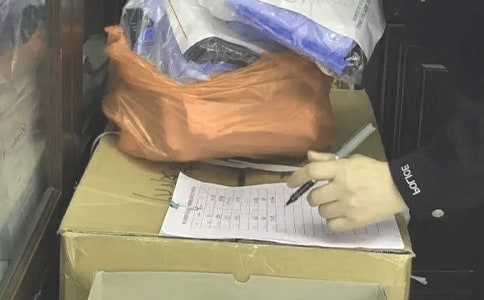 仓管员的转正申请书