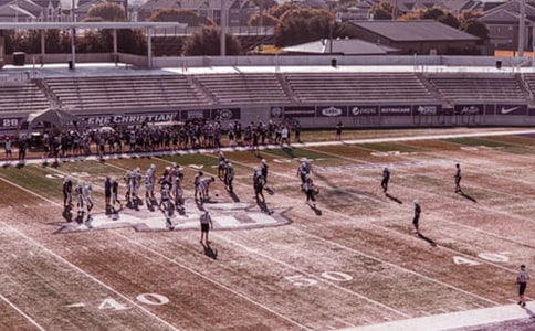 �ٳ��ϵĽ�ѧ��˼