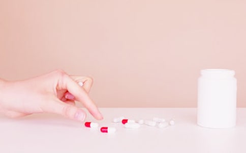 吃药也会中毒。大家还会相信吗?