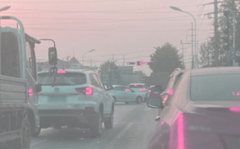 �ʺ϶³�������Ȧ�ľ���