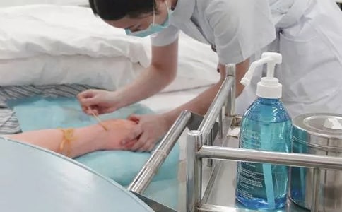 护理专业应届生自荐信