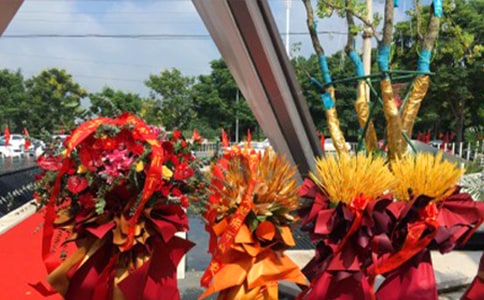 经典乔迁花篮贺词