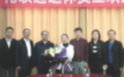 在大学毕业欢送会上的致辞