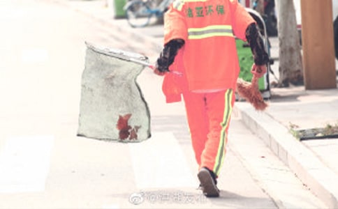 �����а���ͬ