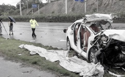 ��ͨ�¹ʺͽ�Э���龫ѡ15ƪ