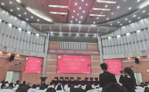 �������ѧԱ�����ķ��Ը�