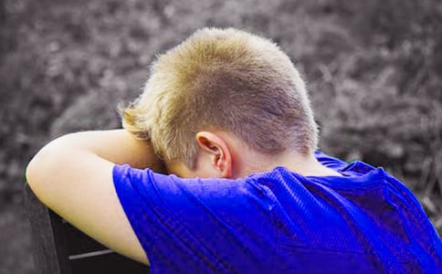 描写哭泣的句子