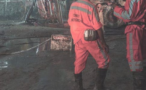 �ɿ󹤳�ʵϰ����