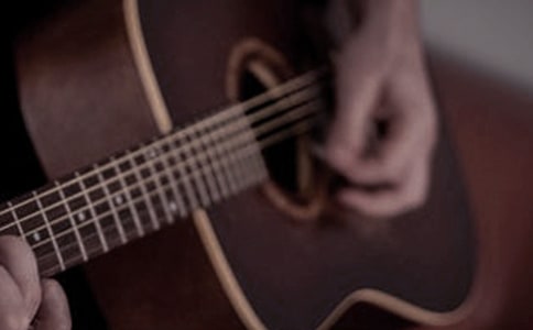 描写乐器动听的句子