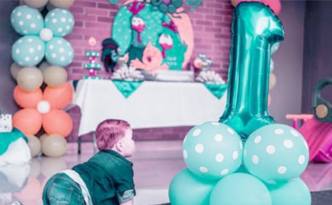 宝宝满月宴邀请函