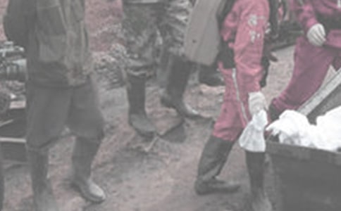 ú��а���ͬ