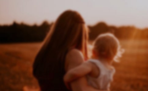 【推荐】母亲初中作文300字集合九篇