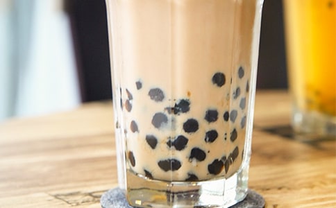 喝奶茶的幽默句子(15篇)