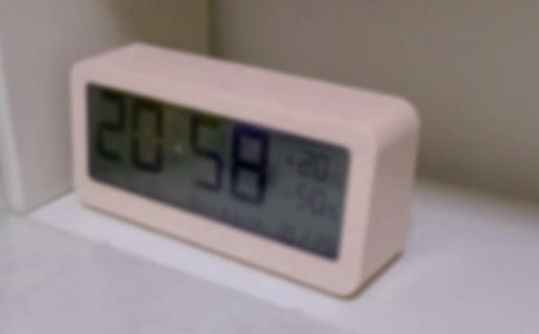 小闹钟四年级作文