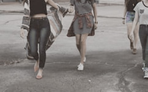 夸奖女孩子的文艺经典语录通用