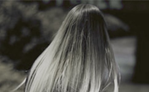 ����Ů�ӳ����ľ���