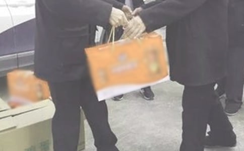 有关送礼物的作文7篇