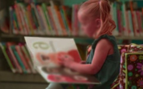 童话故事爱丽丝漫游奇境推荐读后感