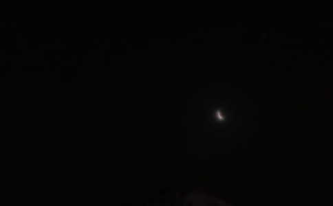 2025年简短的治愈系晚安问候语短信集锦86句