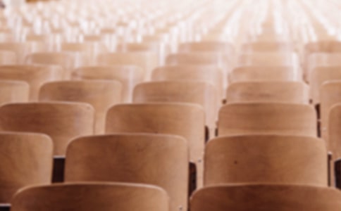 �����ǵ�ѧУ����ѧ��˼