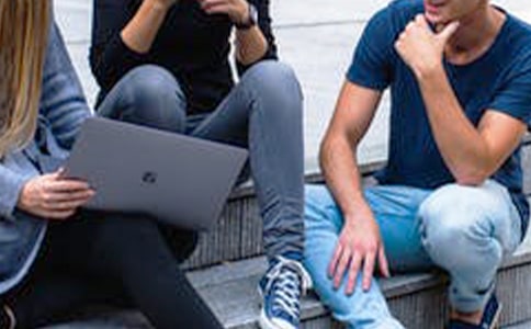 ����ѧ�Ӱ�����ʦ�ҳ���̼���