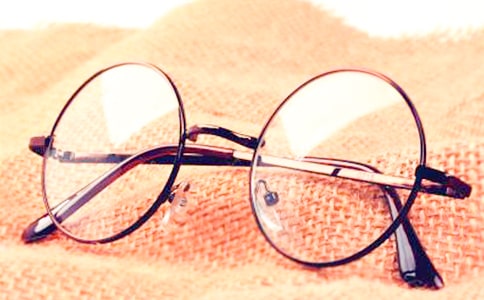 眼镜店实习报告