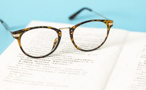 眼镜店的实习报告