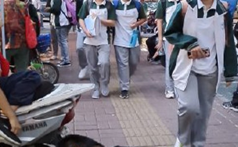 【精华】中学生作文集合4篇